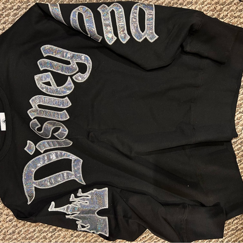 Disneyland shirt size XL